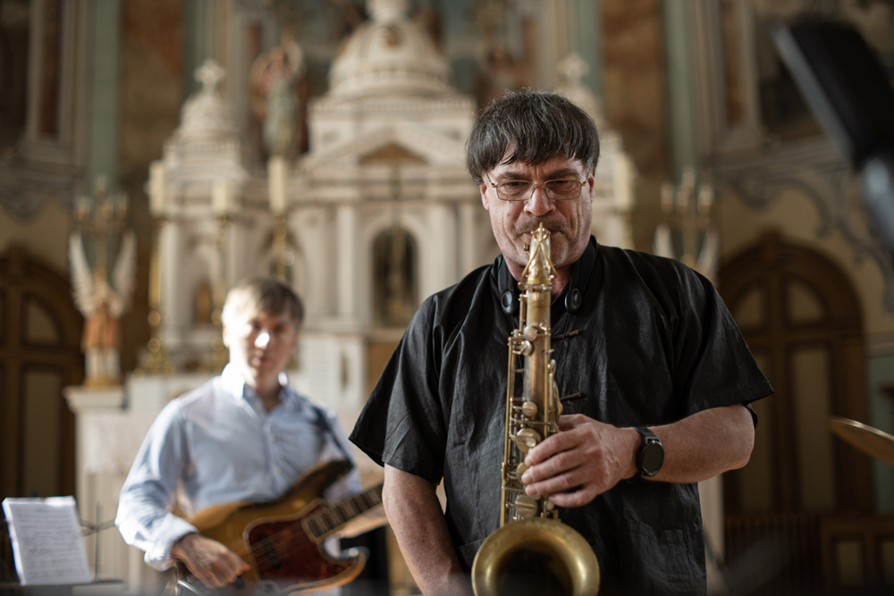 Sortie de l’album Yannick Rieu « Symbiosis » le 19 juillet 2024